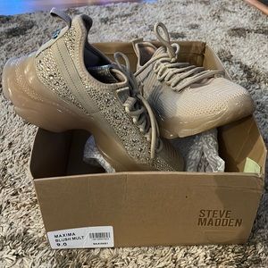 Steve Madden Maxima Blush sneakers